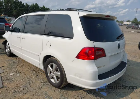 2009 Volkswagen Routan Se z USA, uszkodzony, nr VIN 2V8HW34149R585940